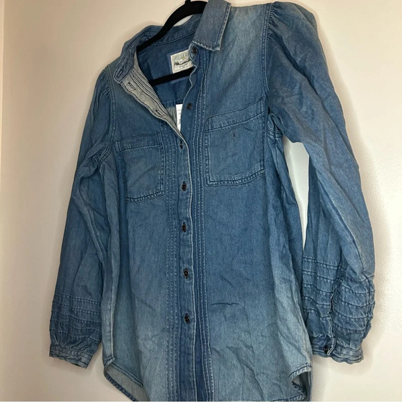 American Eagle Trim Denim Button Down Shirt Small NWT - Picture 4 of 7